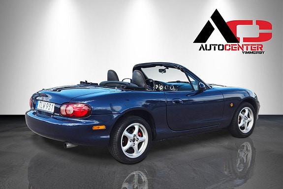 Mazda MX-5 4 of 5
