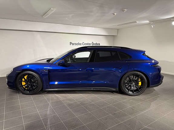 Porsche Taycan Turbo S 7 of 19