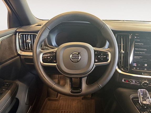 Volvo V60 13 of 21