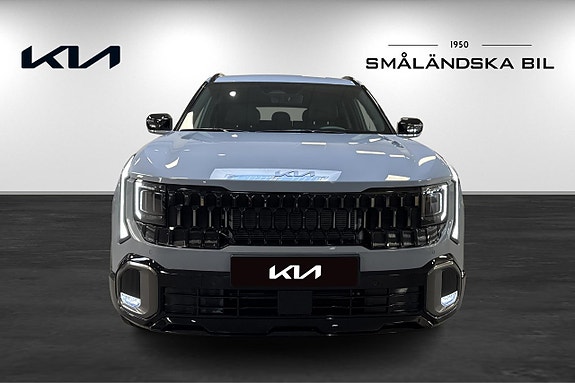 Kia Seltos 2 of 5