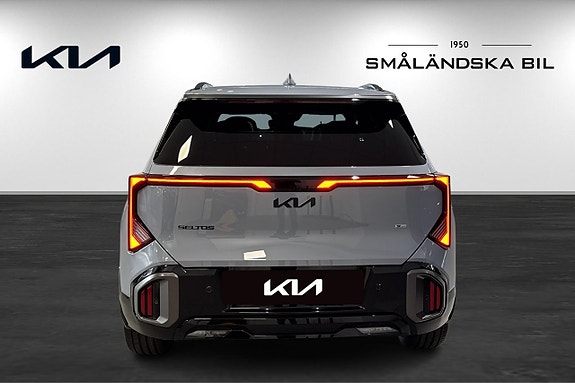 Kia Seltos 5 of 5