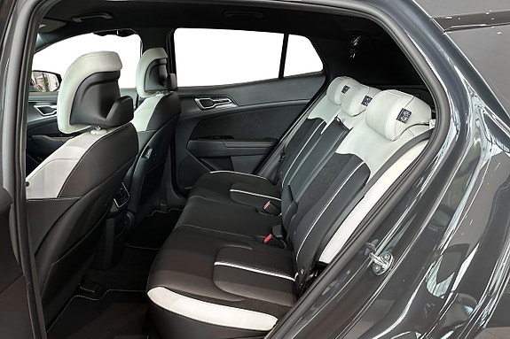 Kia Sportage 12 of 24
