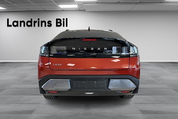 Nissan Leaf 5 of 5