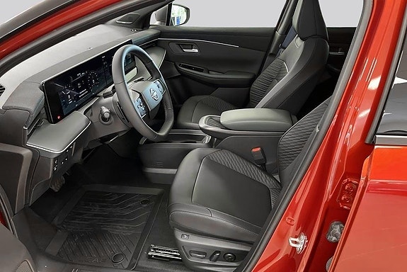 Nissan Leaf 8 of 14