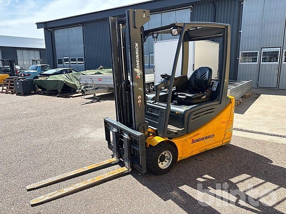 Motviktstruck Jungheinrich EFG 320 - Nytt batteri 5 of 6