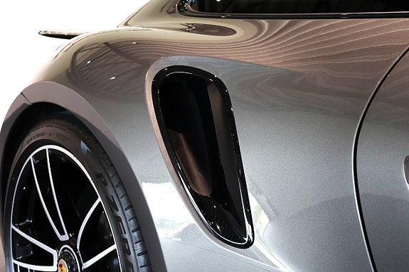 Porsche 911 7 of 19
