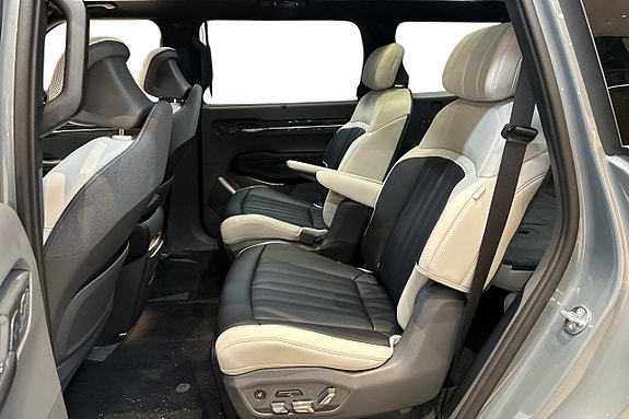 Kia EV9 11 of 26