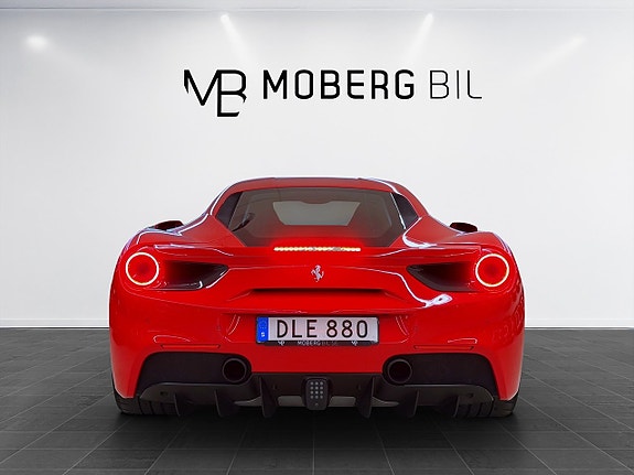 Ferrari 488 GTB 8 of 27