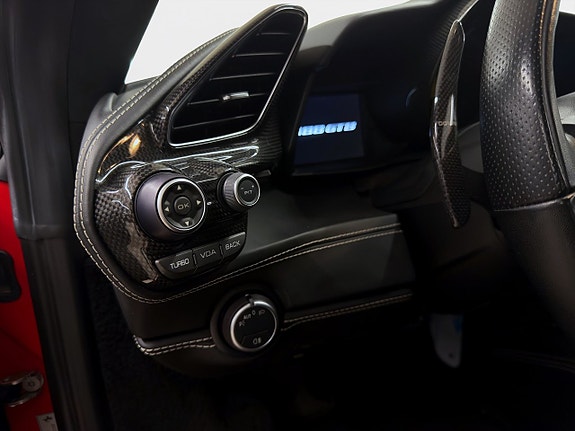 Ferrari 488 GTB 26 of 27