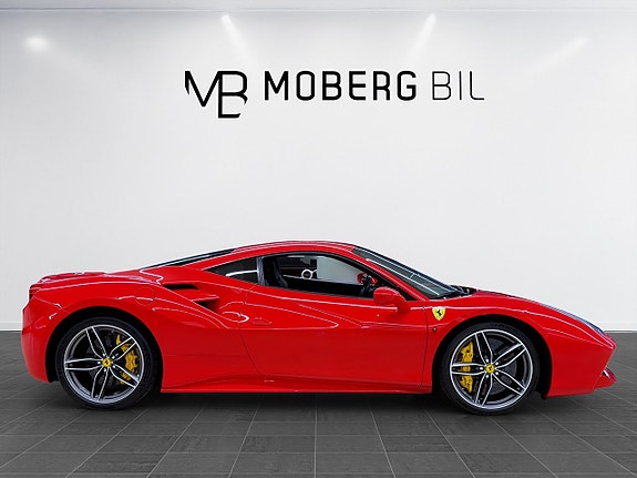 Ferrari 488 GTB 5 of 5