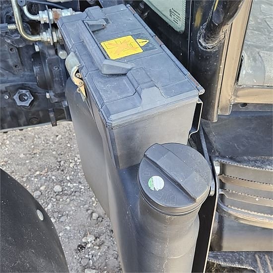 New Holland TS100 A 26 of 30