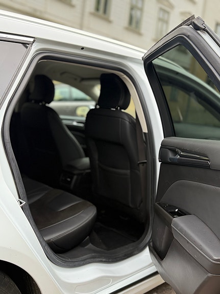 Ford Mondeo 17 of 21