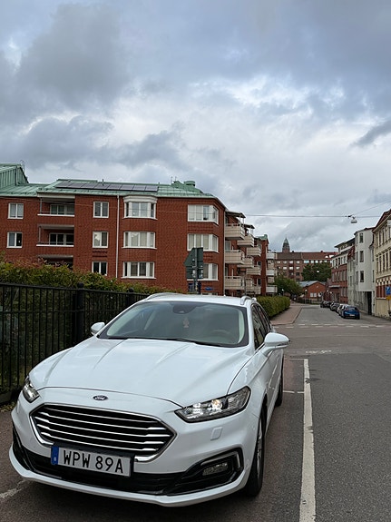 Ford Mondeo 9 of 21
