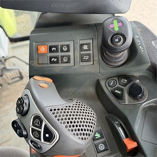 Claas 830 Axion 14 of 30