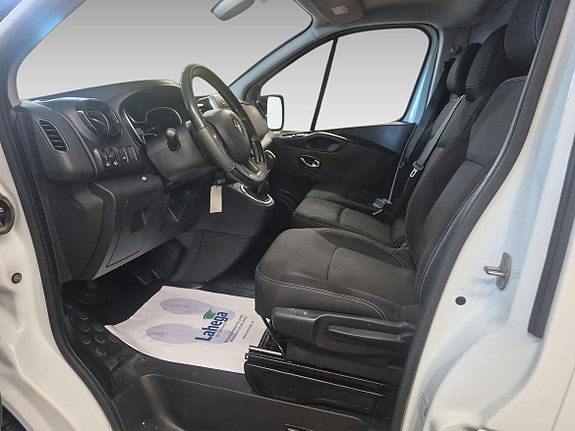 Renault Trafic 7 of 8