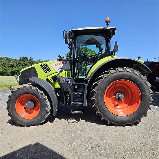 Claas 810 Axion Cmatic 2 of 30