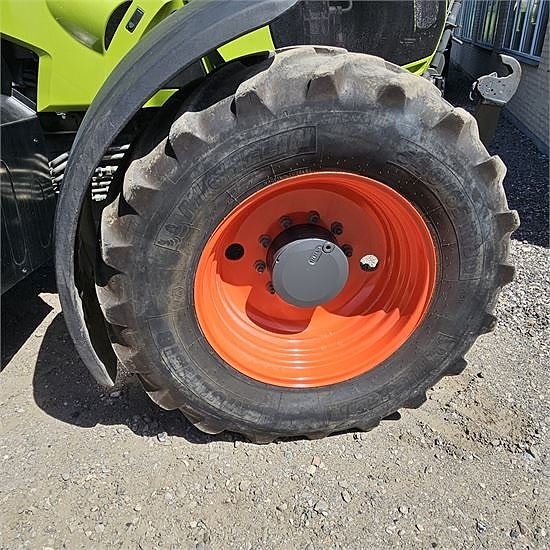 Claas 810 Axion Cmatic 24 of 30