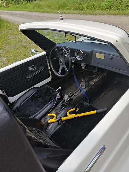 Volkswagen 1500 4 of 5