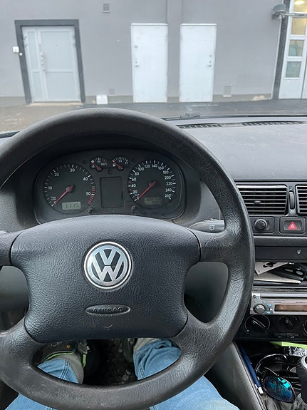 Volkswagen Golf IV 5 of 5
