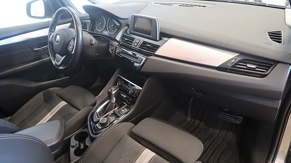 BMW 220d 10 of 18