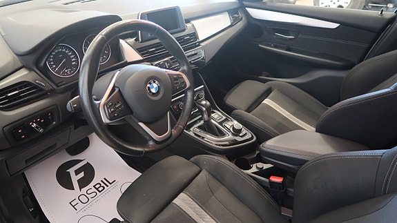 BMW 220d 9 of 18