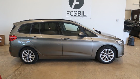 BMW 220d 3 of 18