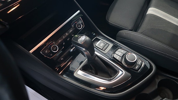 BMW 220d 12 of 18