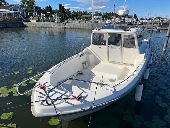Bella 800 Delphin -2001 | Yanmar diesel | Rak axel 3 of 5