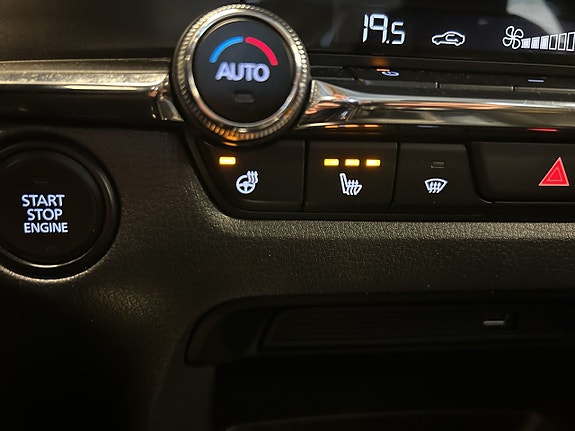 Mazda CX-30 21 of 24