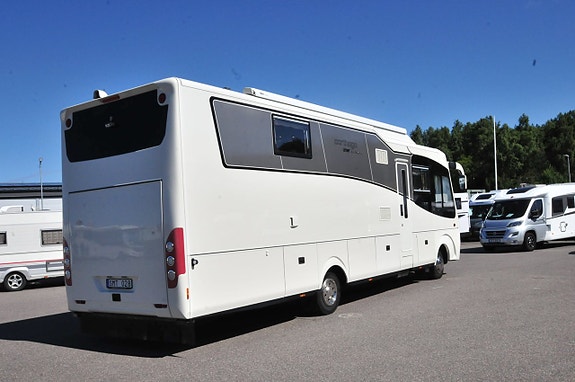 Carthago LINER 82Q PKW Maxutrustad VI TAR INBYTE 3 of 25