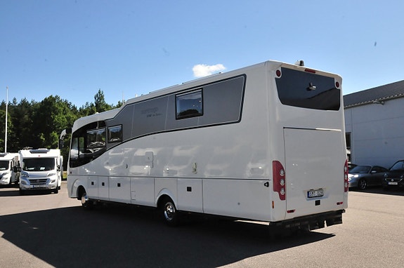 Carthago LINER 82Q PKW Maxutrustad VI TAR INBYTE 4 of 25