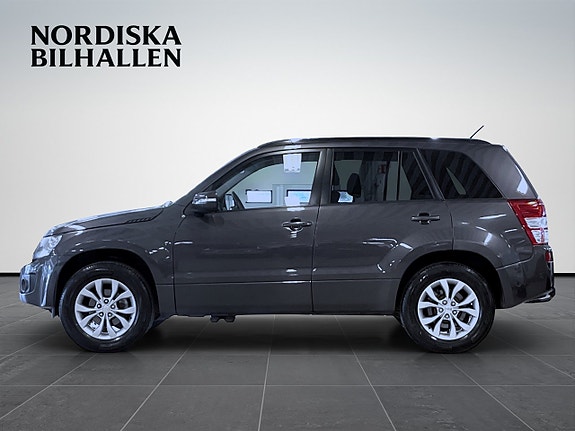 Suzuki Grand Vitara 4 of 5
