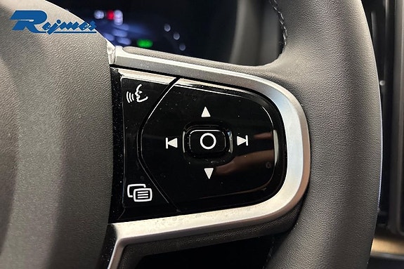 Volvo XC60 19 of 24