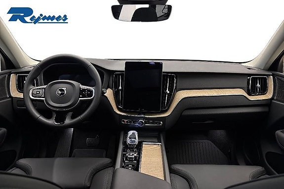 Volvo XC60 7 of 24
