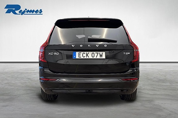 Volvo XC90 5 of 24