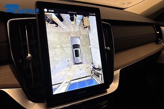 Volvo XC90 15 of 24