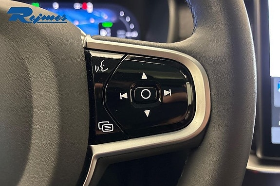 Volvo XC90 20 of 24