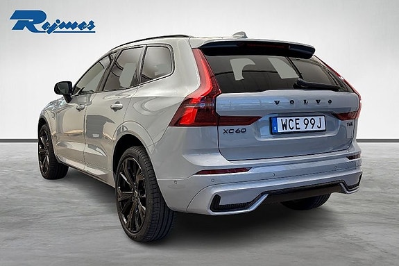 Volvo XC60 3 of 25