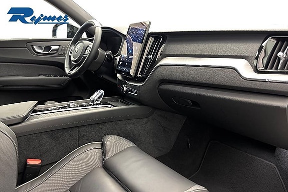Volvo XC60 6 of 25