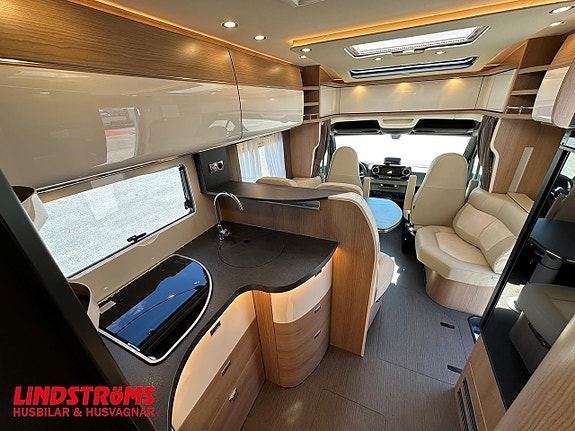 Carthago C1-tourer T 149 RB-LE comfort 4.2t Edition + Mercedes Långbäddar 8 of 27