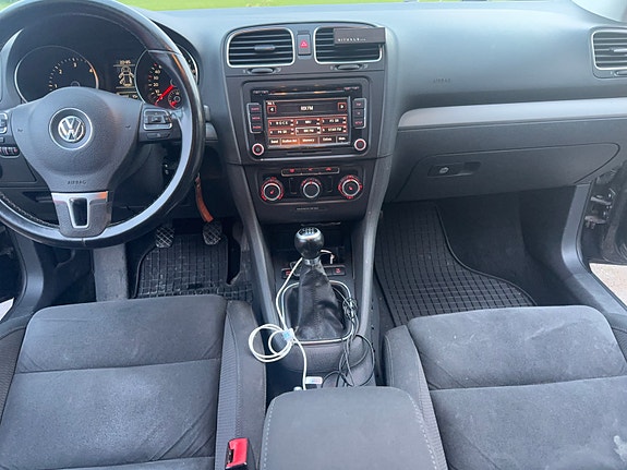 Volkswagen Golf VI 5 of 5
