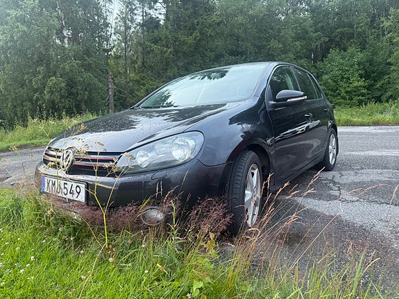 Volkswagen Golf VI 2 of 5