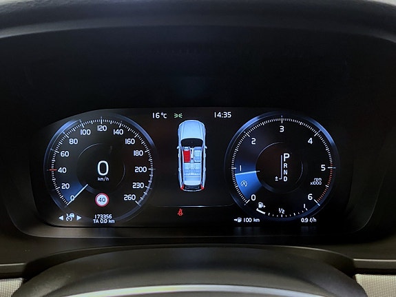Volvo V90 11 of 21