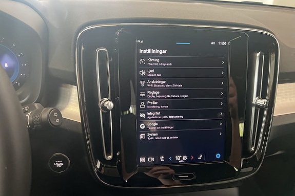 Volvo XC40 24 of 24