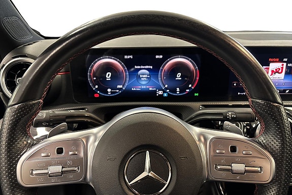 Mercedes-Benz A200 9 of 20