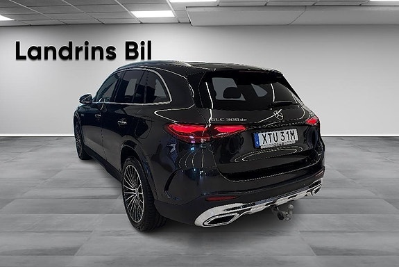 Mercedes-Benz GLC300 de 6 of 18