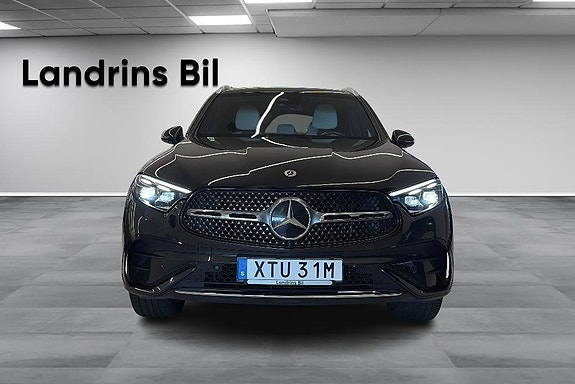 Mercedes-Benz GLC300 de 2 of 5