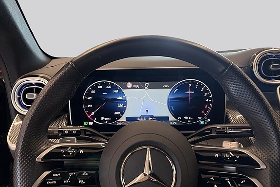 Mercedes-Benz GLC300 de 10 of 18