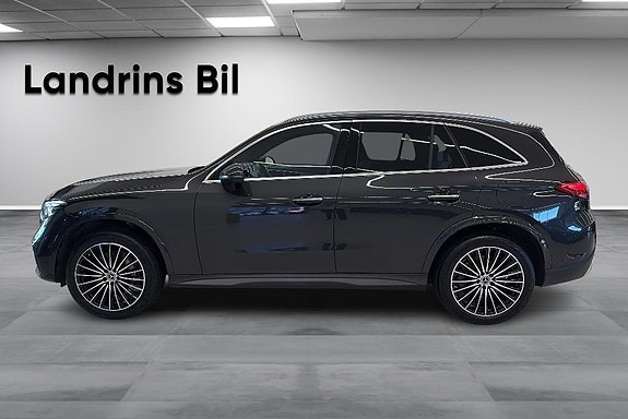 Mercedes-Benz GLC300 de 4 of 5
