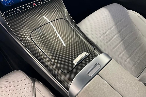 Mercedes-Benz GLC300 de 12 of 18